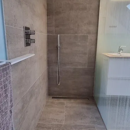 Minus Is Joenus Hébergement de vacances Ostende